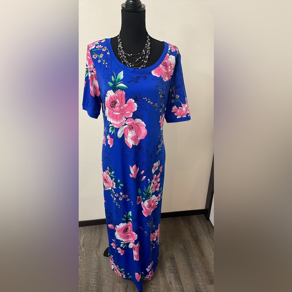 Dress for women size M by GILI